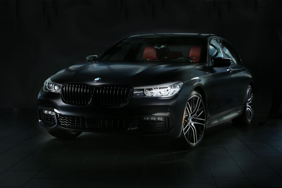  BMW 740e iPerformance M Performance Accessories 2016 года  (NA) (фото 1 из 4)